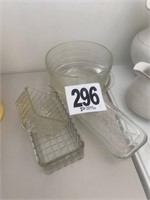 (5) Piece Clear Vintage Glassware: (3)