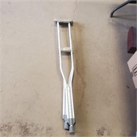 Aluminum Crutches