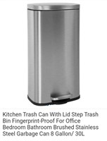 Kitchen trash can with lid