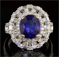14kt Gold 5.78 ct Oval Sapphire & Diamond Ring