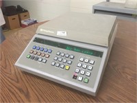 Pitney Bowes Scale- NO Cord- Shows Error