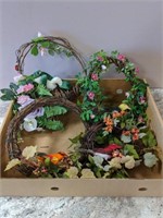 Box of 4 Flower Wreaths