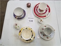 Set of 4 Tea Cups An Plates