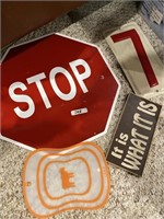 Group: Stop Sign and 7