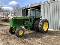 1990 John Deere 4555 Tractor w/ Duals, NO WEIGHTS!