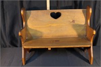 CHILDS OR DOLL BENCH