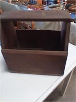 Horse shoeing box