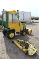 John Deere 318 Riding Lawn Mower w/Snow Blower