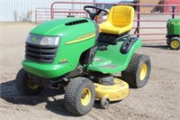 John Deere L118 Riding Lawn Mower