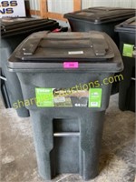 Toter 64 gal Trash Container