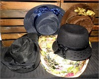 Hat Box w/4 Hats