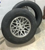 2 Like NEW  Tires M14G