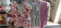 Lot of 7 Pieces Sz 2x Womans Clothing