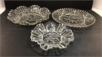 Complete set of 3 serving plates with etched fruit