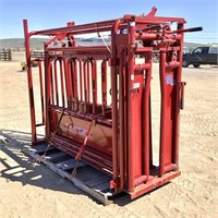 Tarter Cattle Master Series 3 Squeeze Chute