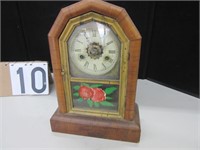 WM L. Gilbert mantel clock