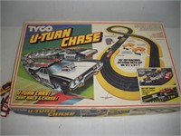 Tyco U-Turn Chase Slot Car Race Car Set W/2 Cars