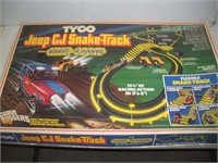 Tyco Jeep CJ Snake Track Slot Car Race Set