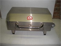 Igloo Stainless Propane Grill  20x13x11 Inches