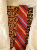 COLLECTION OF MENS TIE