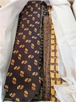 BOX OF MENS TIES