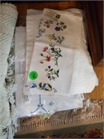EMBROIDED LINENS