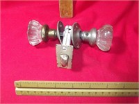 Vintage Glass Doorknob Set