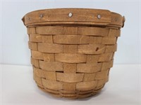Small Longaberger handwoven basket