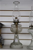 WHITE FLAME GLASS OIL LAMP WITH CHIMNEY 19"