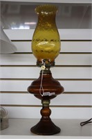 AMBER GLASS OIL LAMP 19"