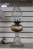 GLASS SCOVILL OIL LAMP WITH CHIMNEY 19"