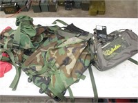 BIG CAMO BACK PACK W/ CABELAS BAG