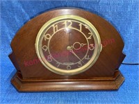 1940s Seth Thomas electric mantle clock
