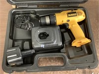 Dewalt 9.6 Volt Drill With Charger And Battery