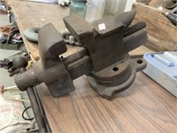 Bench Vise