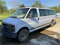 1999 Chevy Van - 15 Passenger - Runs Good