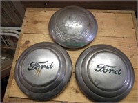 ford & v8 hubcaps