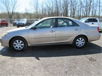 USED 2002 Toyota Camry 4T1BE32K42U534894