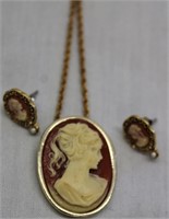 CAMEO NECKLACE EARRING SET