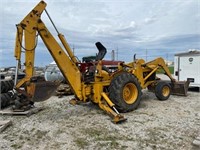 John Deere 310 Loader Back Hoe; Gas