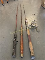 3 Fishin poles, 1 Reel
