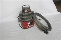 SHOP VAC 1HP AUTO VACUUM