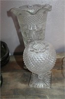 LOT OF TWO GLASS VASES