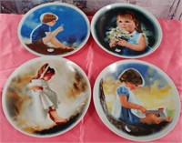 11 - LOT OF 4 COLLECTOR PLATES