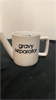 Gravy separator cup