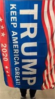 Trump keep American great flag