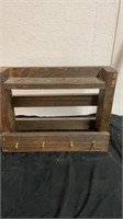 17”x13” pallet shelf with key hooks