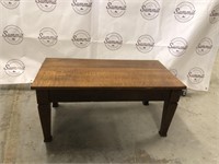 Bench/coffee table
