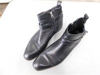 Donald Pliner Mens Leather Boots - Size 9