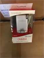 Lot of 24 iPhone and iPod Wall Chargers